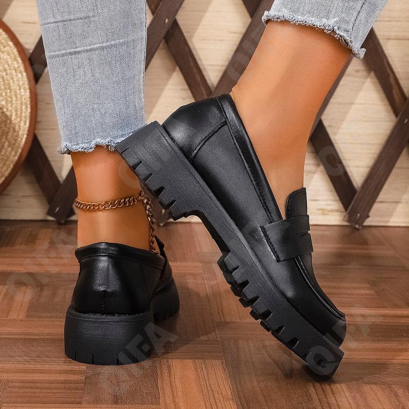 Женские Лоферы