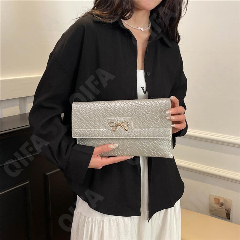 Женский Кошелек CC1787_NIU8613-1 Женский Кошелек CC1787_NIU8613-1