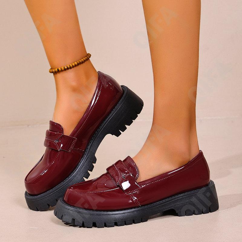 Женские Лоферы