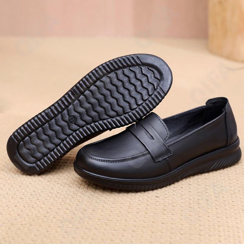 Женские Лоферы