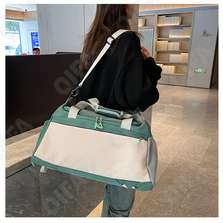 Женская Дорожная сумка CC423_20099-1 Женская Дорожная сумка CC423_20099-1