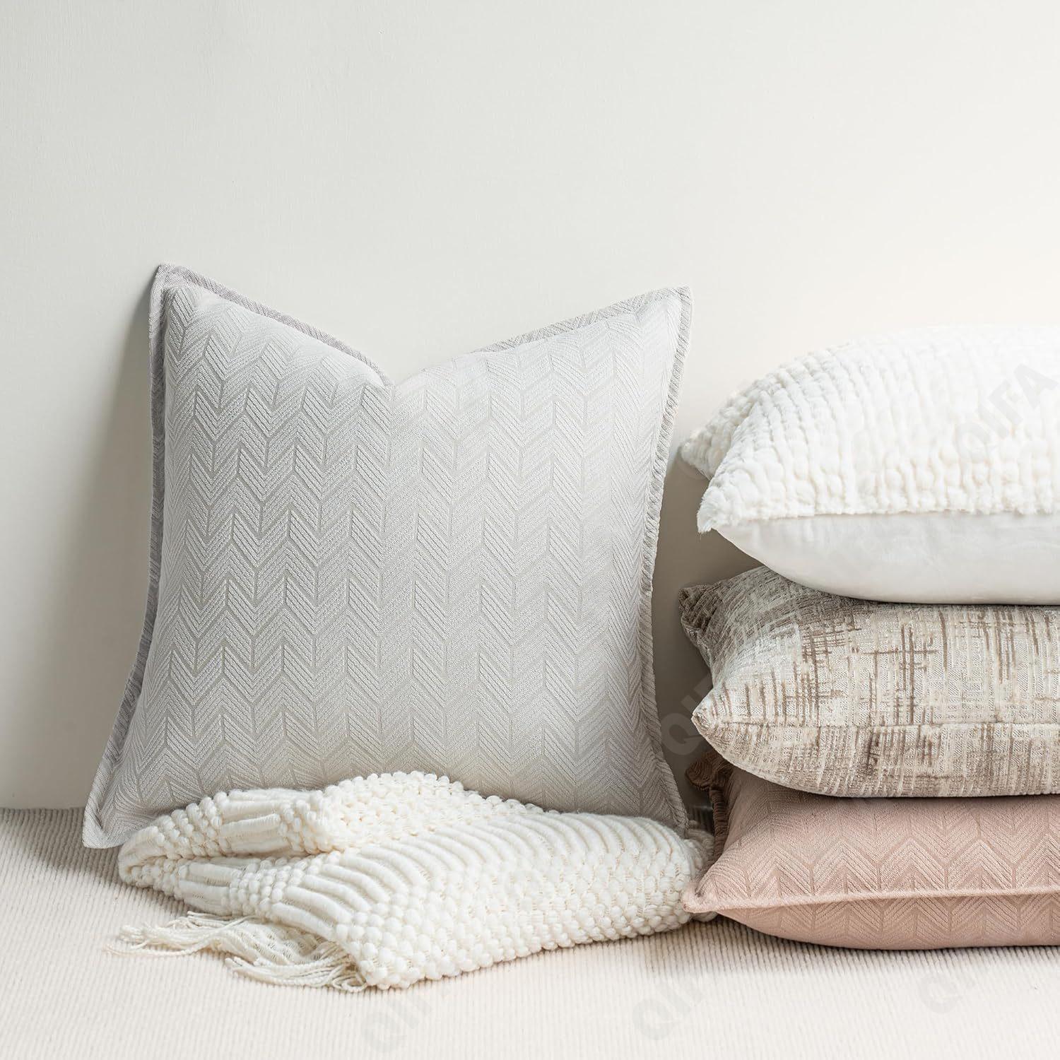 Декоративная подушка CC4561_BZ005-6