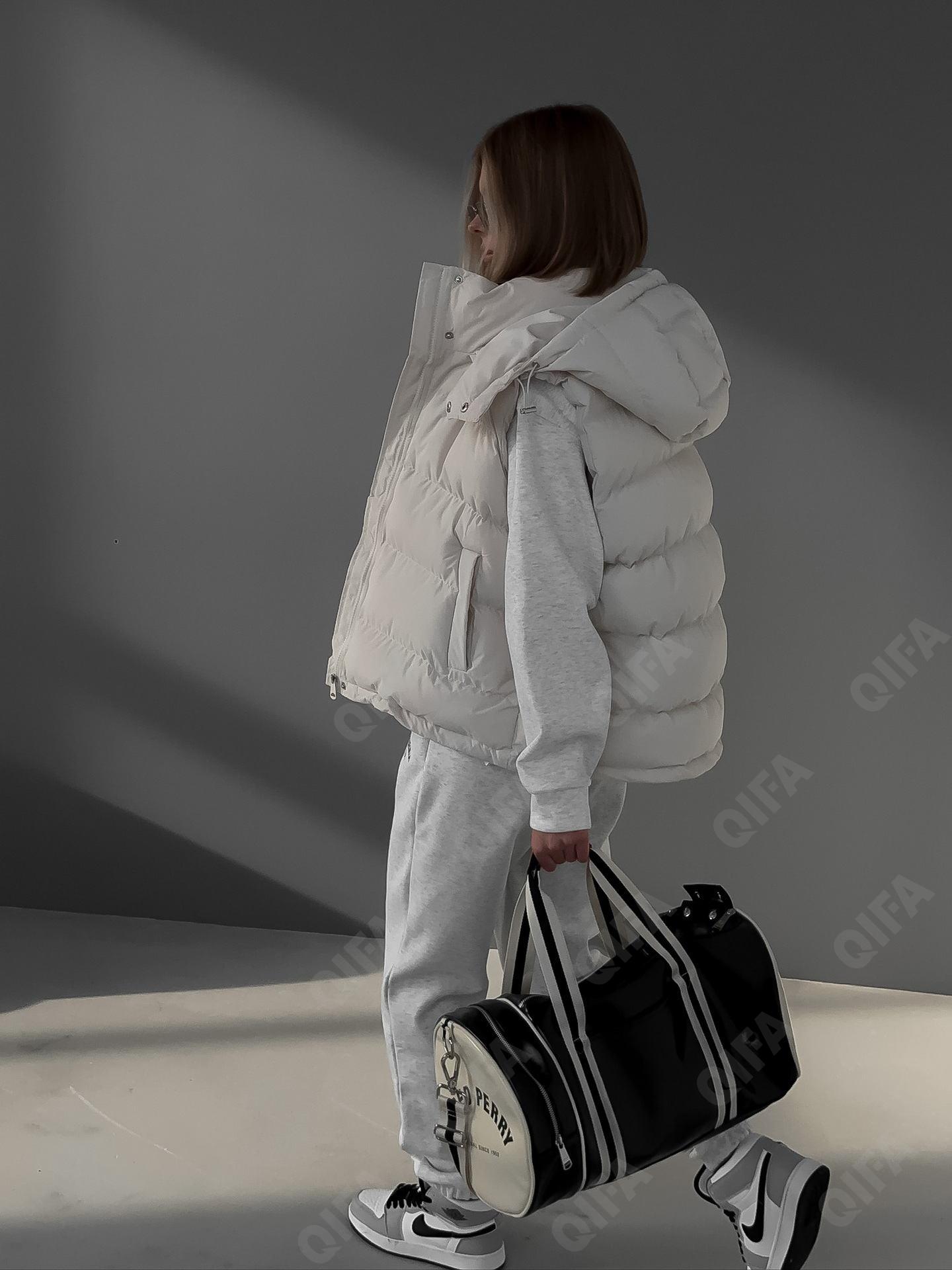 Женский Жилет CC4052_WT0015_226_1778_89 Женский Жилет CC4052_WT0015_226_1778_89