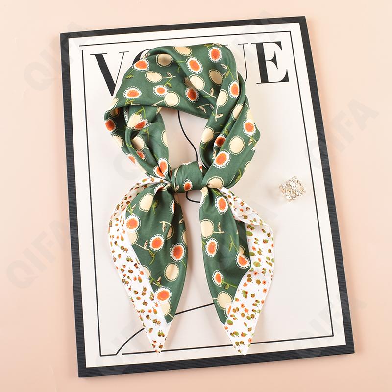 Женский Платок CC4230_DM70521-1 Женский Платок CC4230_DM70521-1