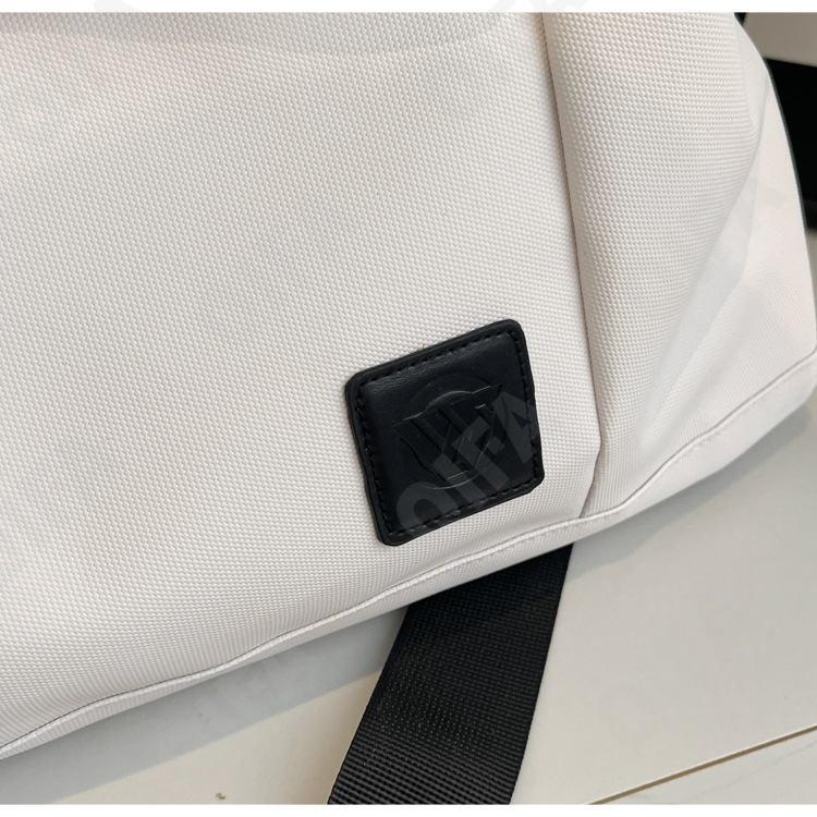 Женская Дорожная сумка CC5456_A3-1