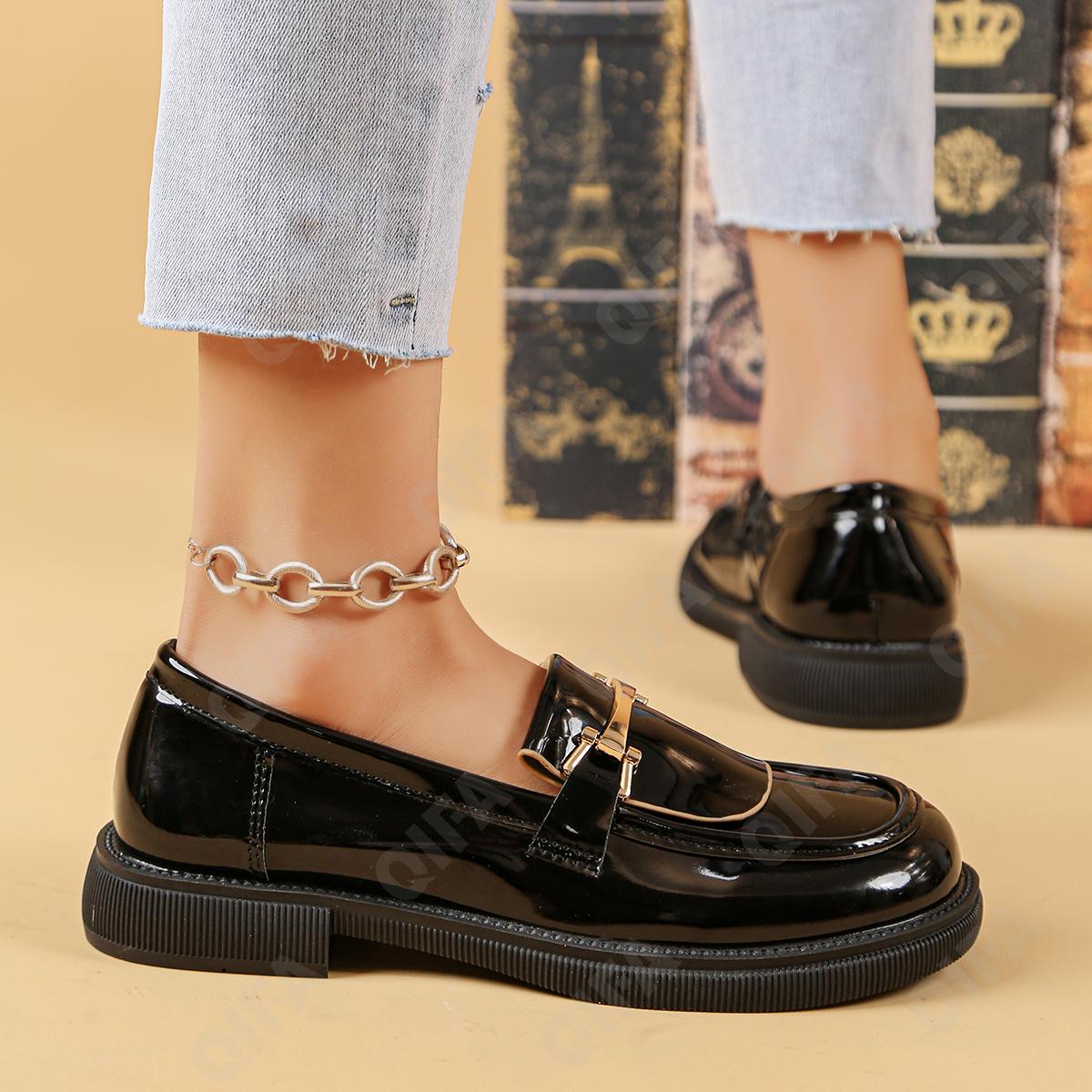 Женские Лоферы