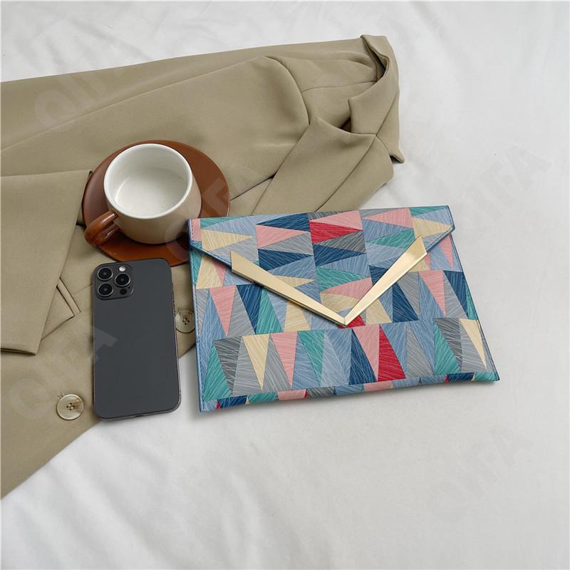 Женский Клатч CC1787_NIU6038-4