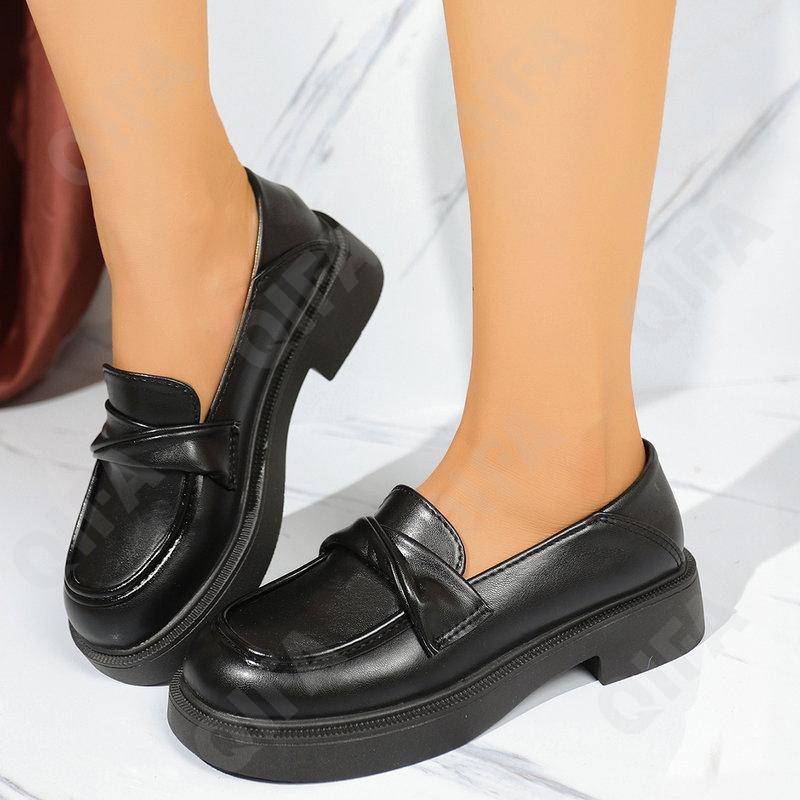 Женские Лоферы