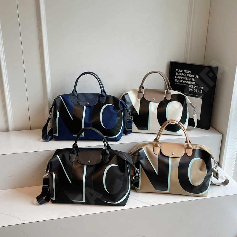 Женская Дорожная сумка CC096_8208-1 Женская Дорожная сумка CC096_8208-1