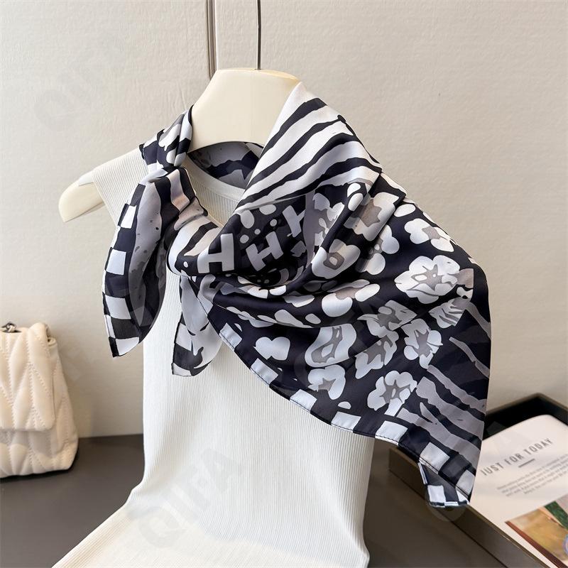 Женский Платок CC4193_FG116-1 Женский Платок CC4193_FG116-1