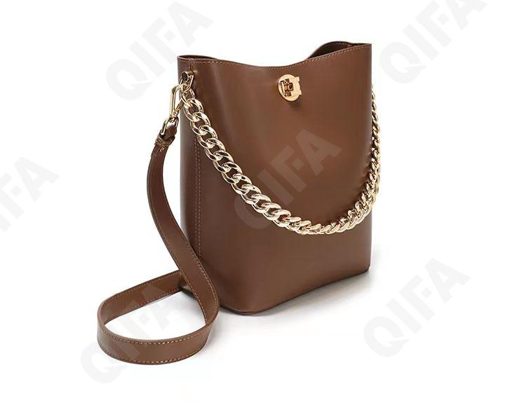 Женская Сумка CC3372_JA8002B-2