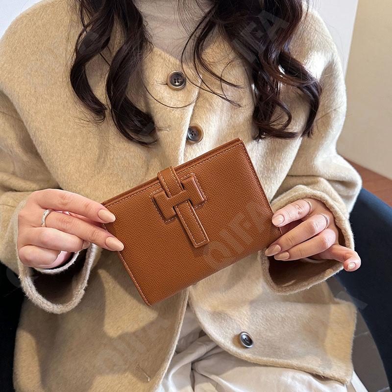 Женская Обложка на документы CC036_2244-1