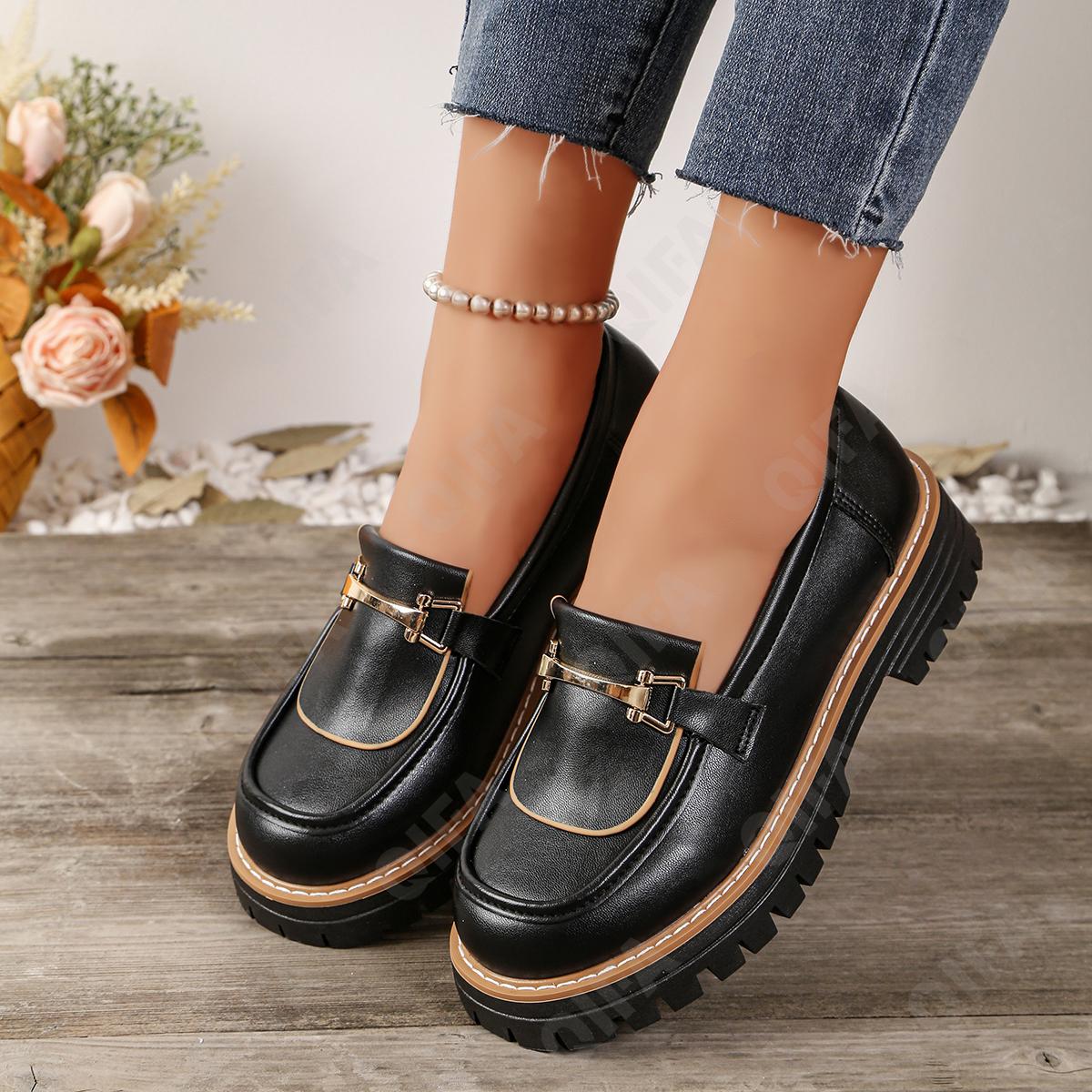 Женские Лоферы