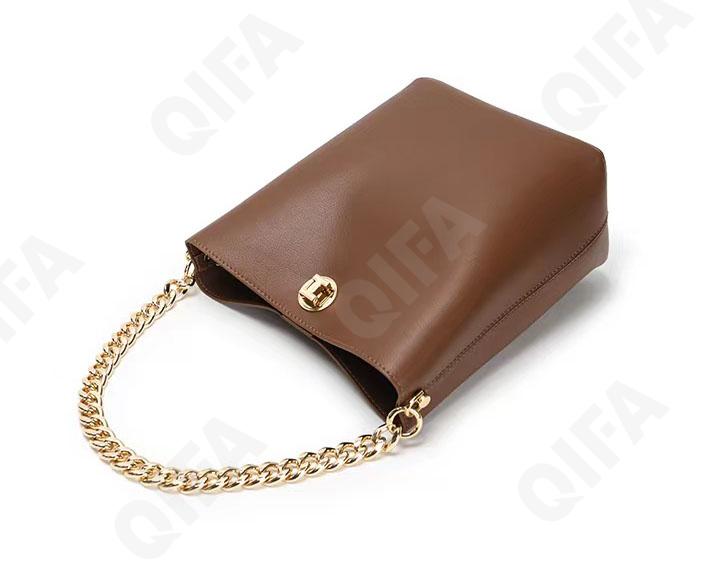 Женская Сумка CC3372_JA8002B-2