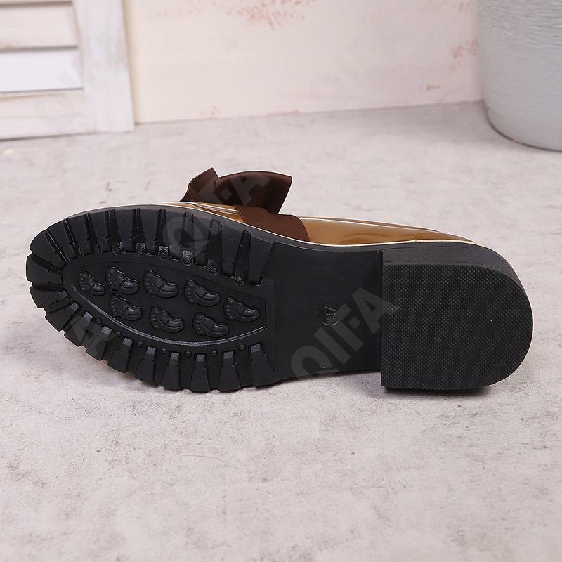 Женские Лоферы