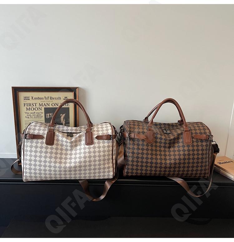 Женская Дорожная сумка CC096_8378-1