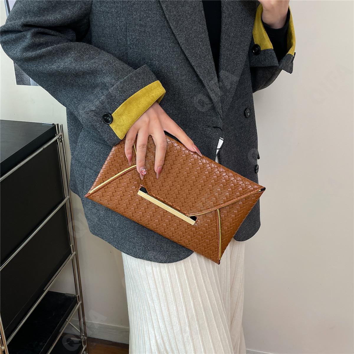 Женский Клатч CC423_11815-1 Женский Клатч CC423_11815-1