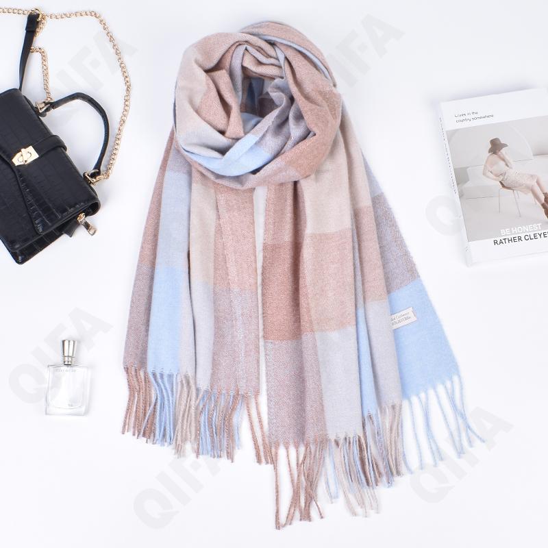 Женский Палантин CC4230_FYR015-1 Женский Палантин CC4230_FYR015-1