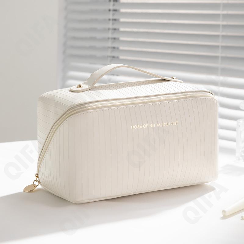 Женская Косметичка CC482_C12D-5