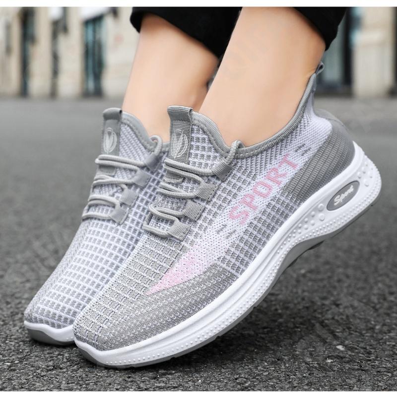 Женские Кроссовки