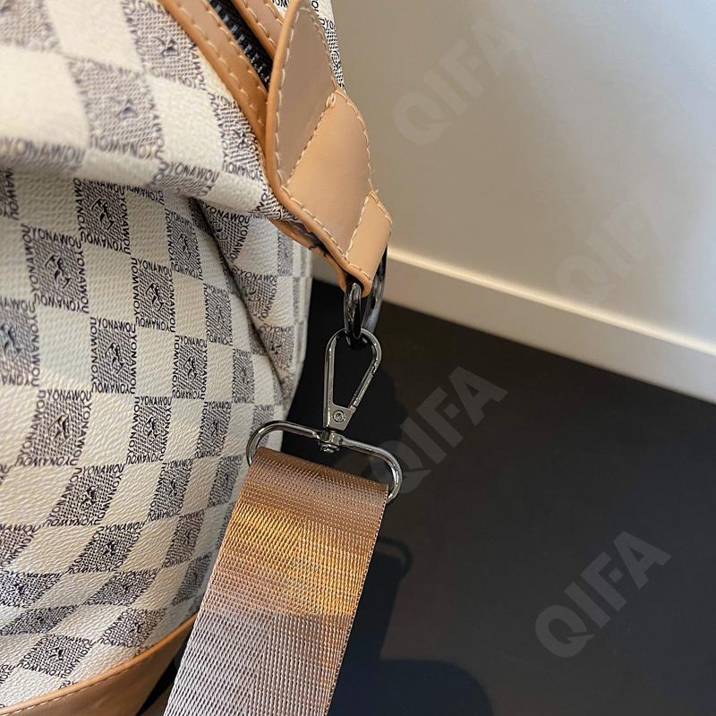 Женская Дорожная сумка CC096_8371-1 Женская Дорожная сумка CC096_8371-1