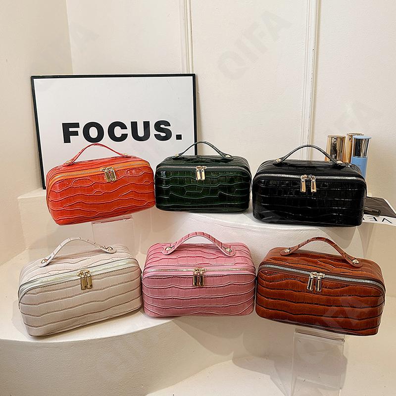 Женская Косметичка CC036_16803-6