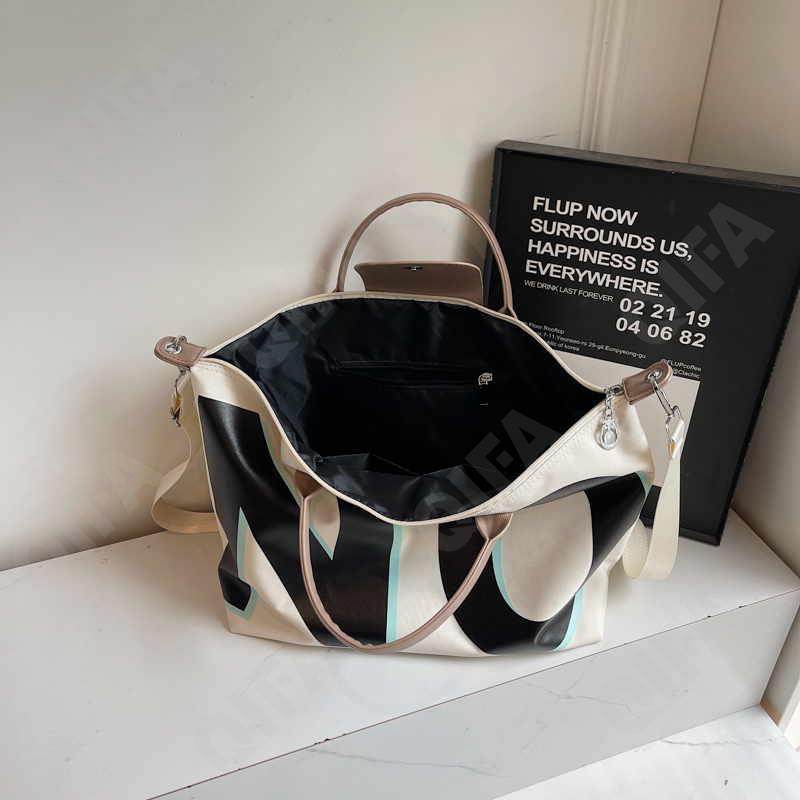 Женская Дорожная сумка CC096_8208-1 Женская Дорожная сумка CC096_8208-1