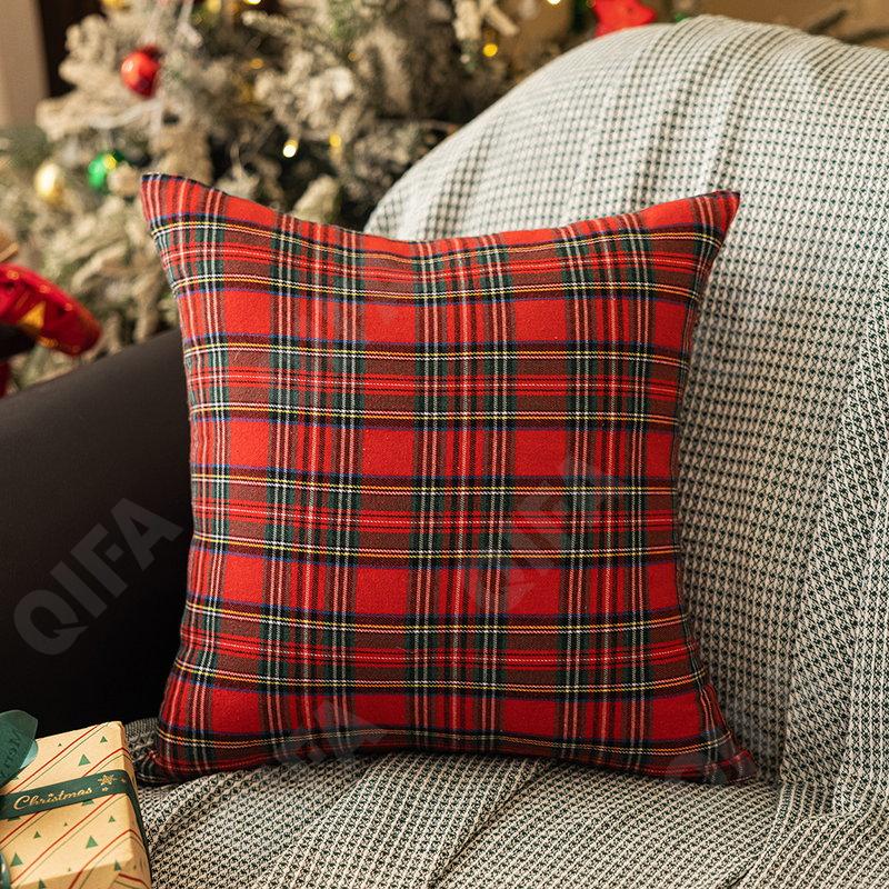 Декоративная подушка