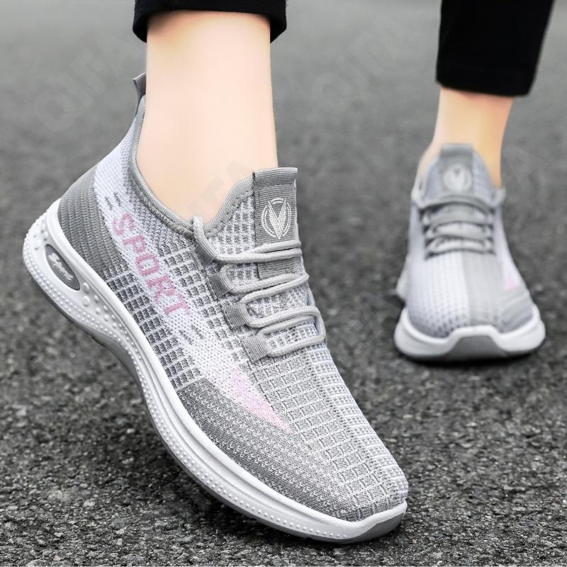 Женские Кроссовки