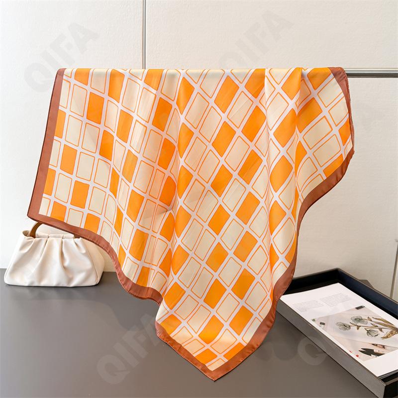 Женский Платок CC4193_FG123-1 Женский Платок CC4193_FG123-1