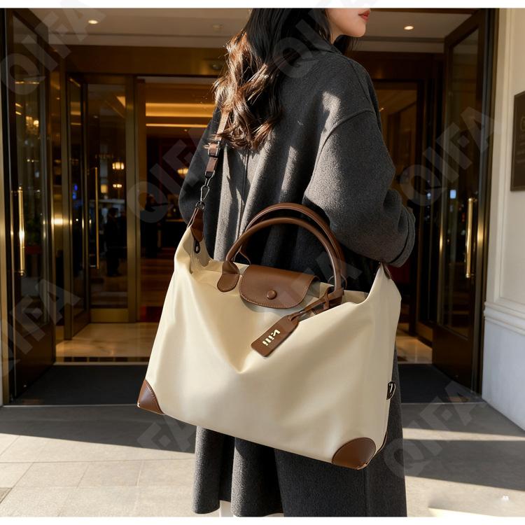 Женская Дорожная сумка CC423_20320-1 Женская Дорожная сумка CC423_20320-1