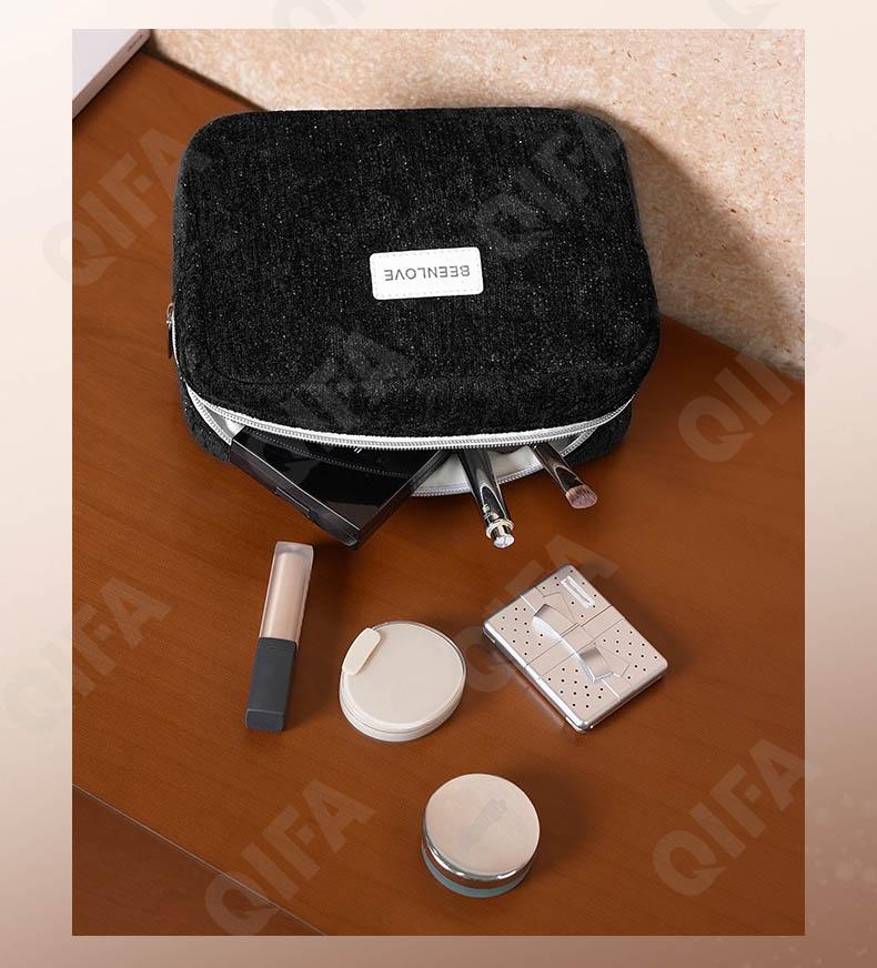 Женская Косметичка CC4380_RH2587-1 Женская Косметичка CC4380_RH2587-1