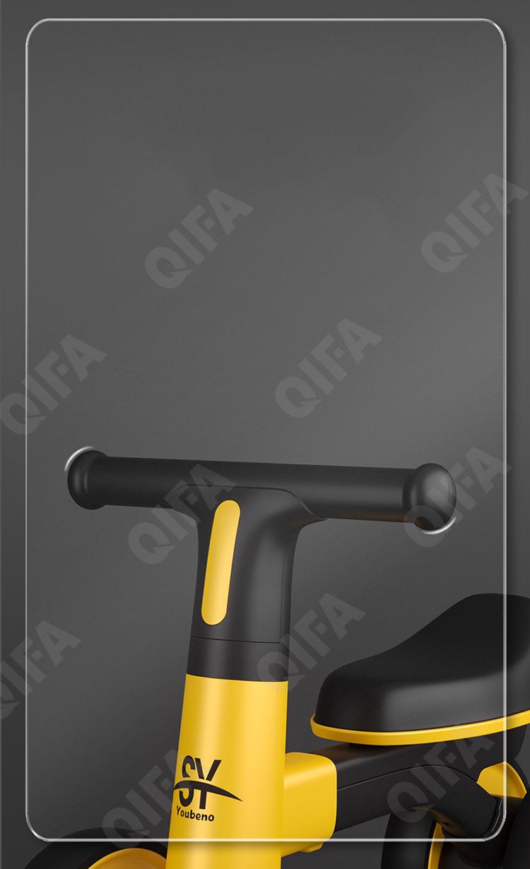 Детский Беговел CC3027_818-1