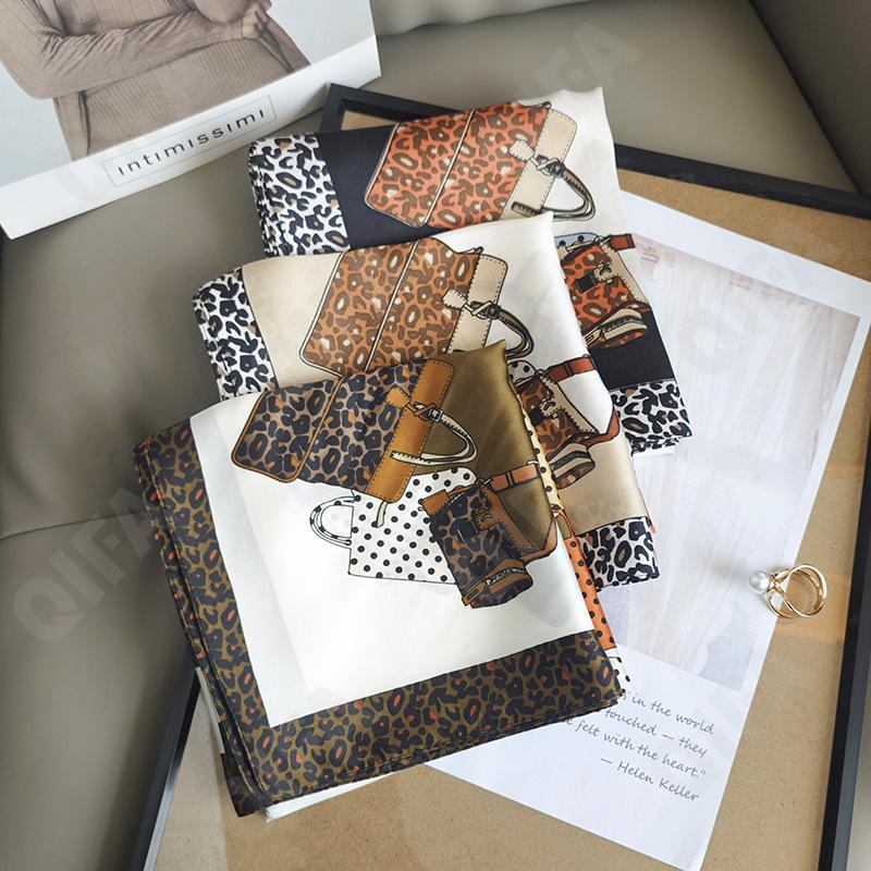 Женский Платок CC4594_70FJ454-3 Женский Платок CC4594_70FJ454-3