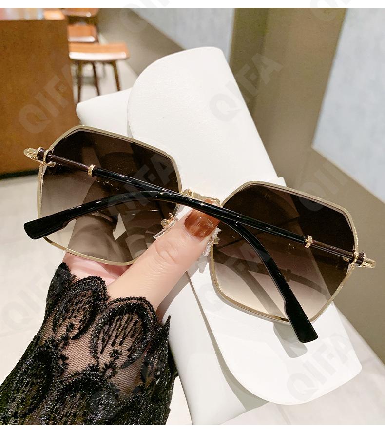Женские Солнцезащитные очки CC4569_8839-5
