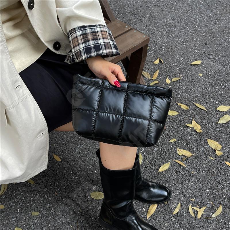 Женский Клатч CC1787_NIU9510-1 Женский Клатч CC1787_NIU9510-1