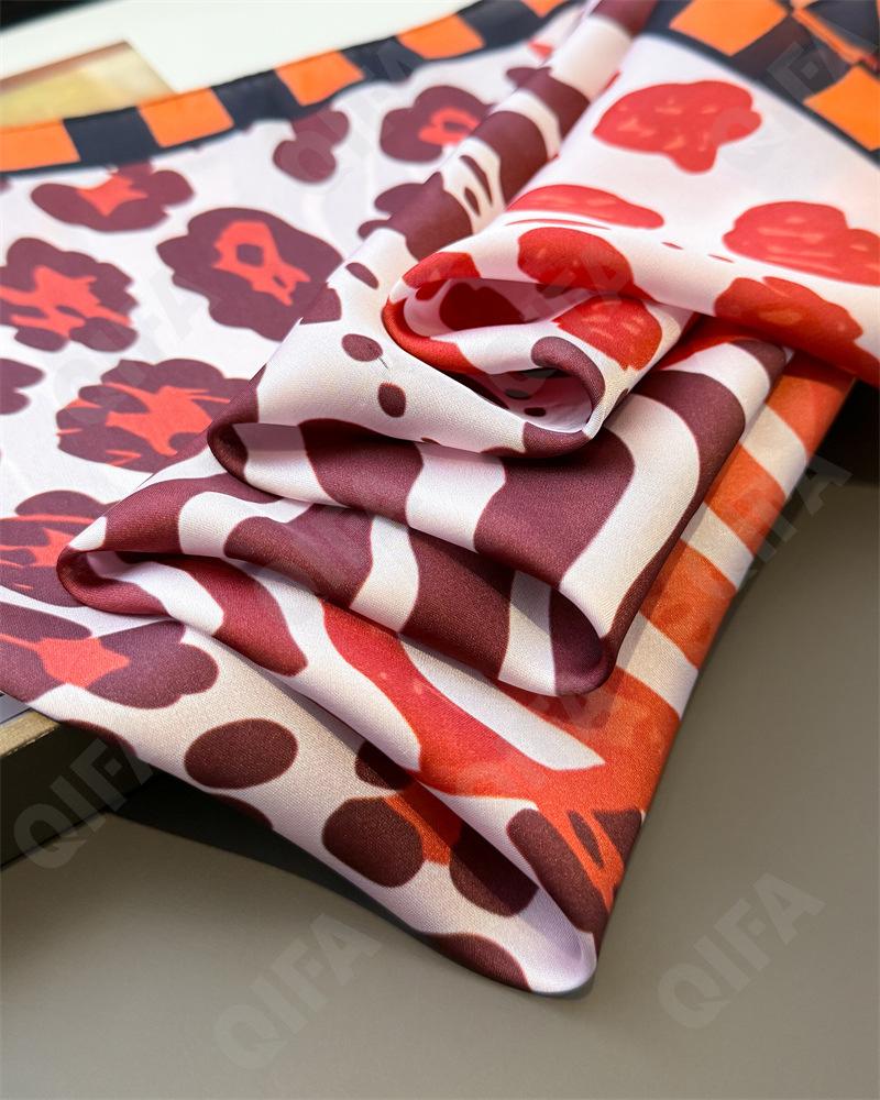 Женский Платок CC4193_FG116-1 Женский Платок CC4193_FG116-1