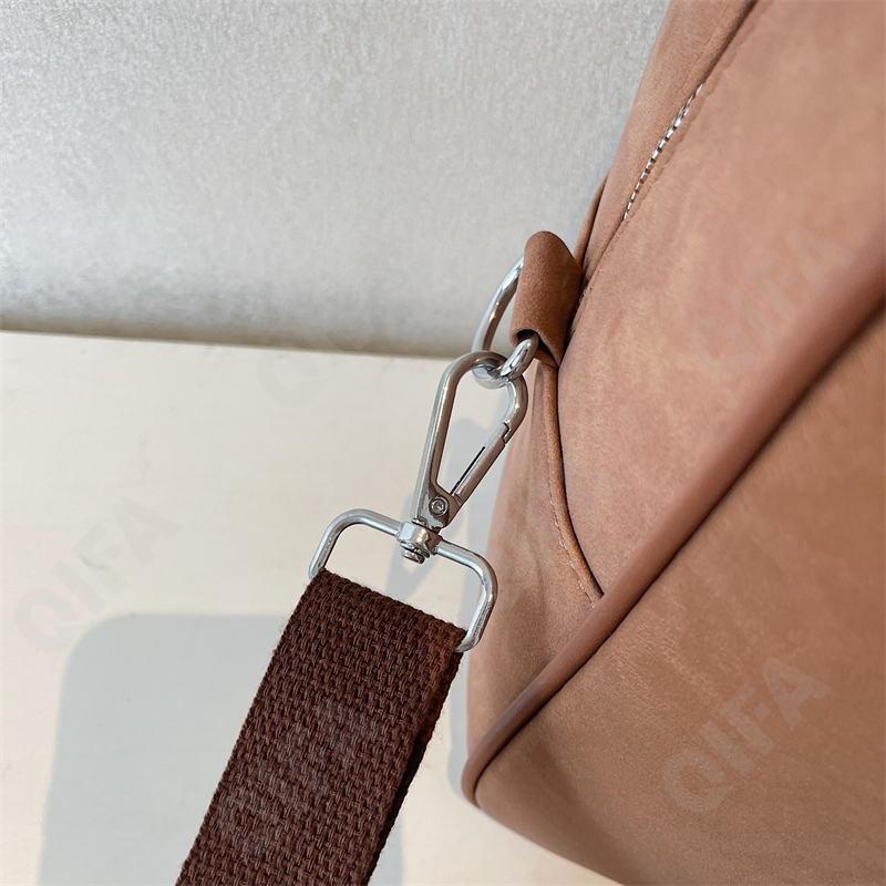 Женская Дорожная сумка CC096_8319-1