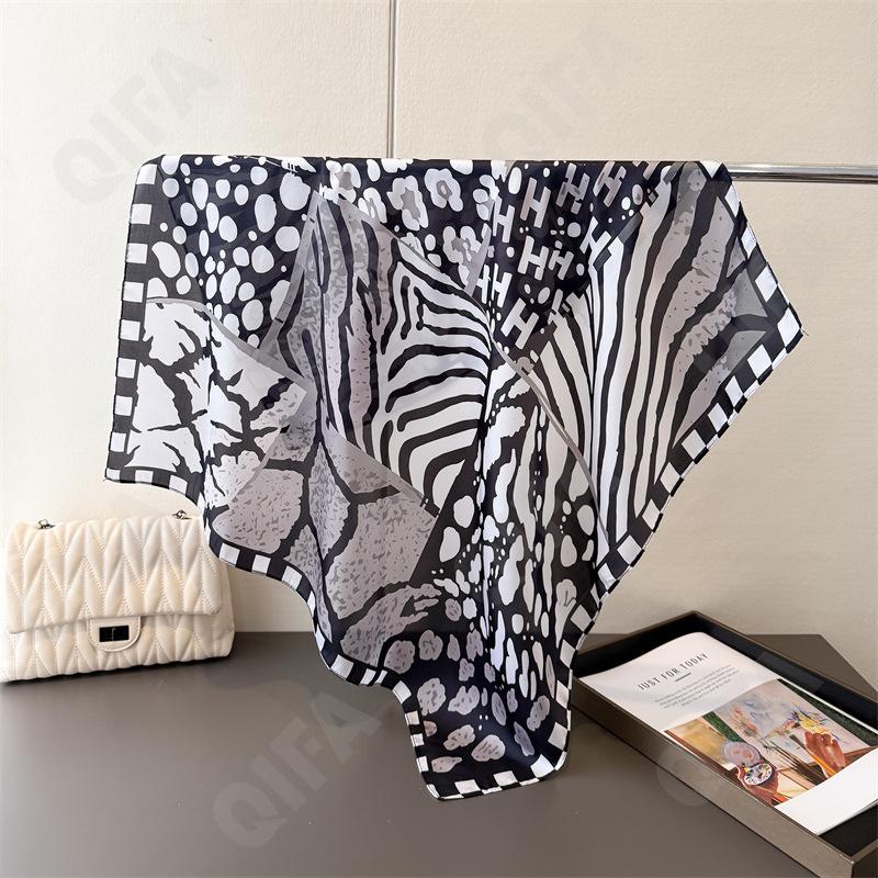 Женский Платок CC4193_FG116-1 Женский Платок CC4193_FG116-1