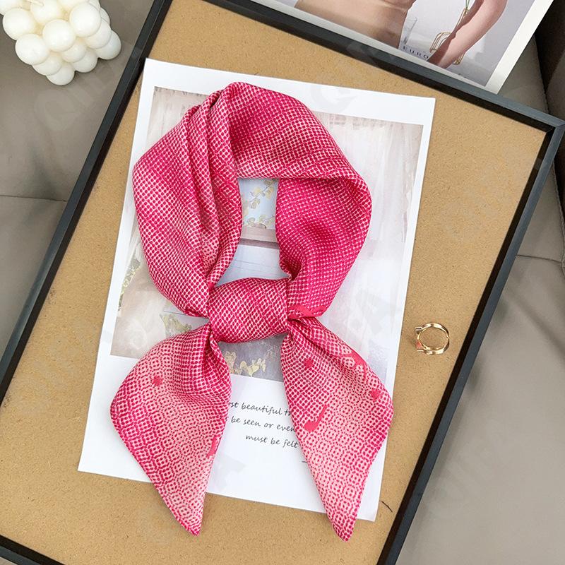 Женский Платок CC4594_70FJ470-1 Женский Платок CC4594_70FJ470-1