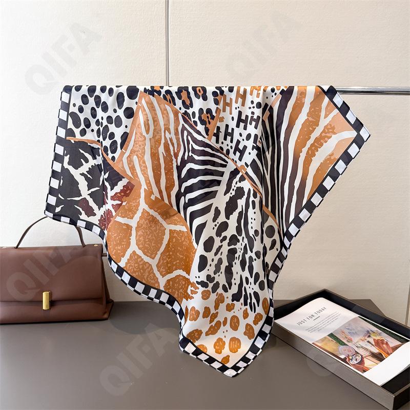 Женский Платок CC4193_FG116-1 Женский Платок CC4193_FG116-1