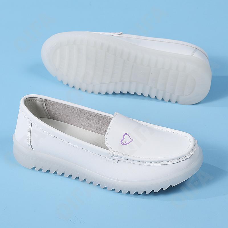 Женские Мокасины