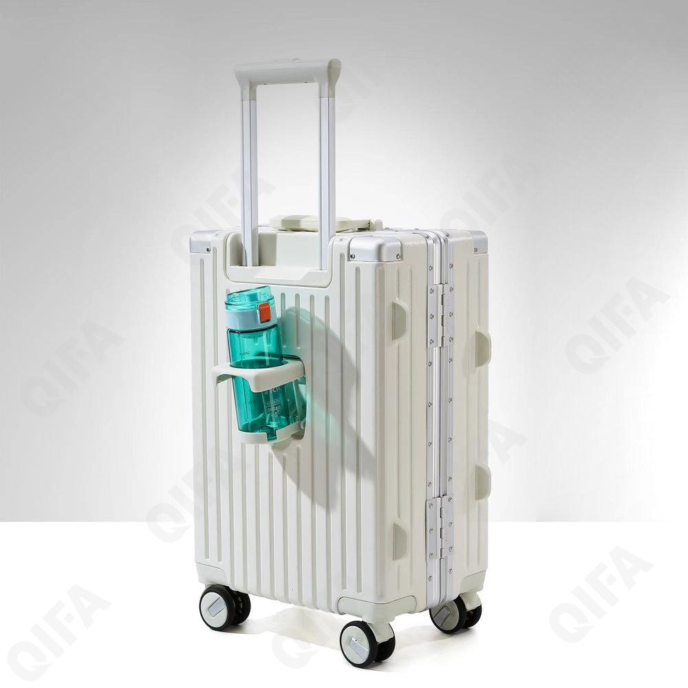 Женский Чемодан CC3075_PC266-26