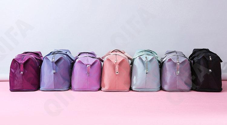 Женская Дорожная сумка CC4678_A001-1