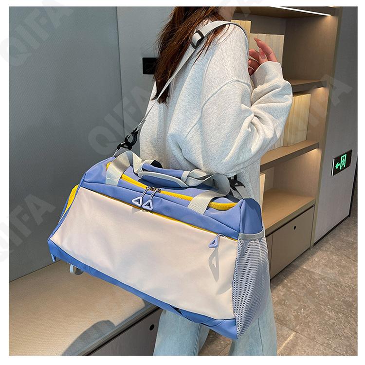 Женская Дорожная сумка CC423_20099-1 Женская Дорожная сумка CC423_20099-1