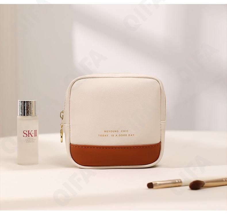 Женская Косметичка CC2565_B1065-2