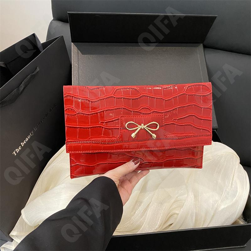 Женский Клатч CC1787_CX5109-2 Женский Клатч CC1787_CX5109-2