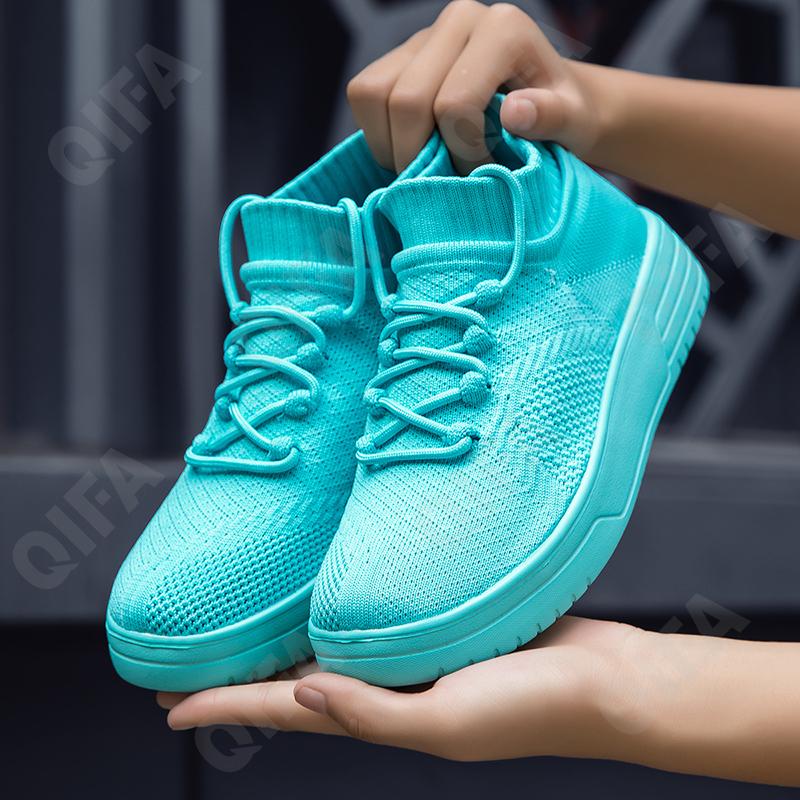 Женские Кроссовки