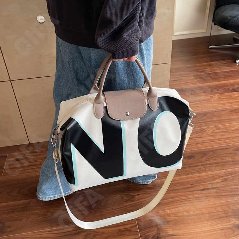 Женская Дорожная сумка CC096_8208-1 Женская Дорожная сумка CC096_8208-1