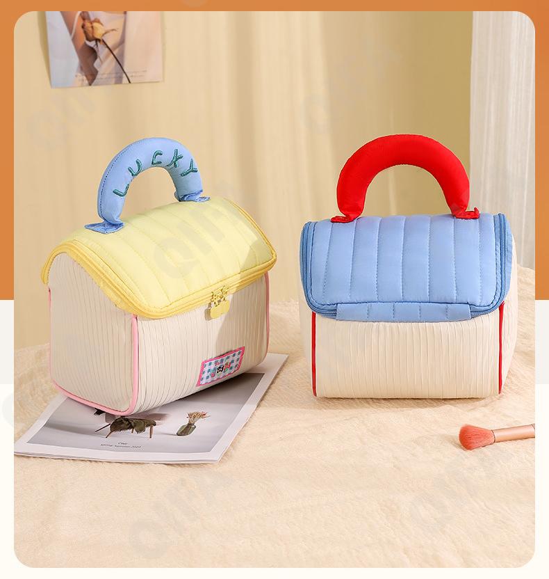 Женская Косметичка CC4380_LG0047-1 Женская Косметичка CC4380_LG0047-1